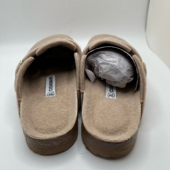 CUSHIONAIRE Women's Cork Footbed Clog 9 SAND - Picture 4 of 7